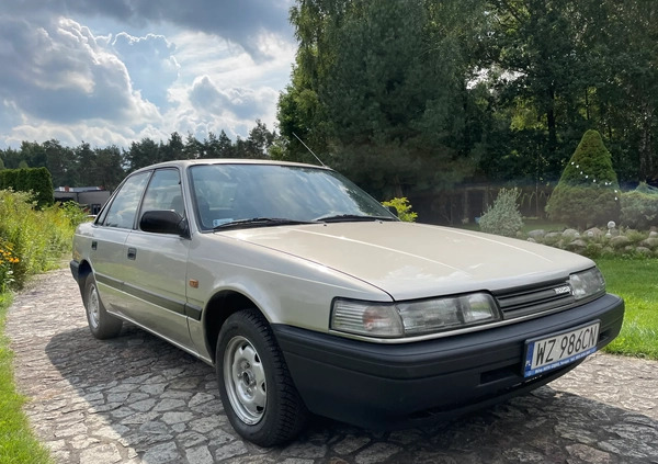 Mazda 626 cena 8900 przebieg: 273272, rok produkcji 1989 z Włocławek małe 704